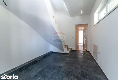 Casă cu Teren 452 Mp în Dâmbul Rotund - 5