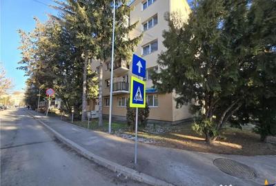 Apartament cu 2 camere nedecomandat în Lenin - 1