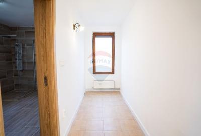 Casă cu 6 camere cu Teren 380 Mp în Nord-Est - 12