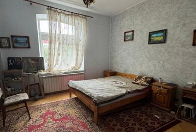 Casă cu 4 camere cu Teren 300 Mp în Rădăuți - 12