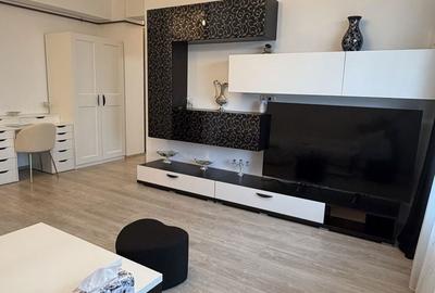 Apartament cu 2 camere decomandat în Palazu Mare - 1