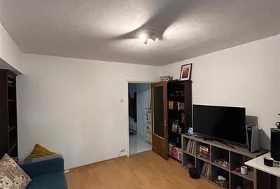 Apartament 3 camere, Drumul Taberei - 200m Metrou, bloc 1980 - 2