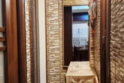 Garsonieră decomandată în Baza 3 - 7