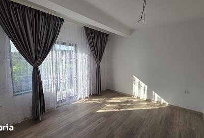 Casă cu 4 camere cu Teren 162 Mp în Central - 13