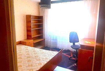 Apartament cu 3 camere decomandat, mobilat în Apărătorii Patriei - 2