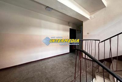 Garsoniera de Inchiriat CETATE Flanco etaj 2 mobilata si utilata complet. Garsoniera de Inchiriat CETATE Flanco etaj 2 mobilata si utilata complet. - 15