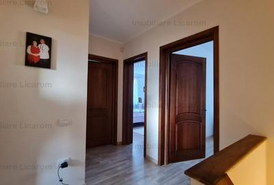 Duplex Sanpetru P+E,5 camere,teren 375 mp,260000 euro Duplex Sanpetru P+E,5 camere,teren 375 mp,260000 euro - 6