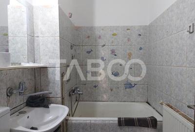 Apartament cu 2 camere decomandat, mobilat în Central - 2