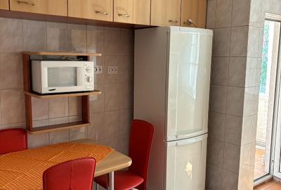 Apartament cu 3 camere decomandat în Apusului - 7
