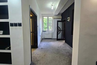 REV2005116 Vila de vanzare Parcul Carol - 2