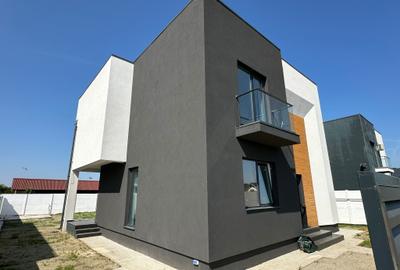 Casă individuală de vânzare în Berceni Ilfov, 5 camere, curte 450 mp - 2