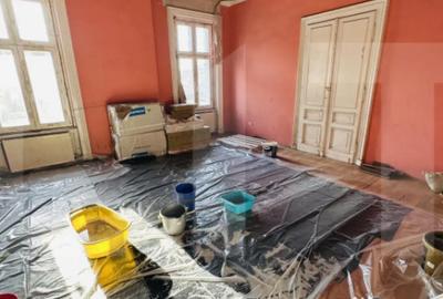 Apartament cu 4 camere decomandat în Central - 2