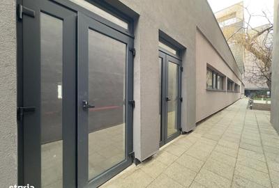 Spațiu comercial, de 808 mp, în Baza 3 - 19