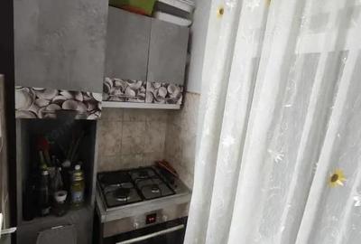 Apartament cu 3 camere decomandat în Central - 3