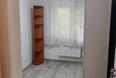 Apartament cu 3 camere decomandat în Central - 2