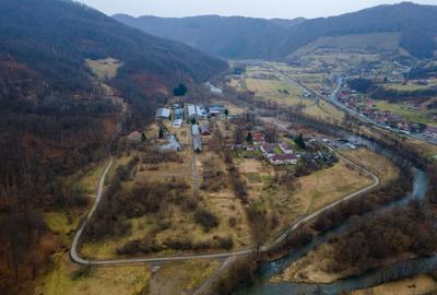 Teren ?i spa?ii industriale, com. Negreni, sat Bucea, jud. - 14