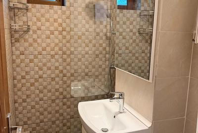 Apartament cu 2 camere semidecomandat în Micro 19 - 2