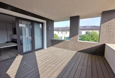 Oxford Gardens unfurnished/partially furnished 3 bedrooms villa - 3