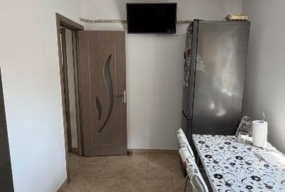 Apartament cu 3 camere decomandat în Metalurgiei - 11