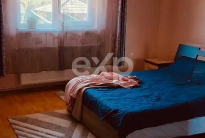 Casă cu 4 camere cu Teren 700 Mp în Albota - 2