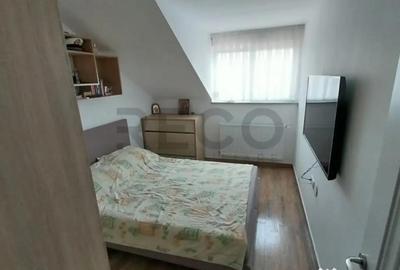 Casă cu 7 camere cu Teren 2203 Mp în Sântion - 5