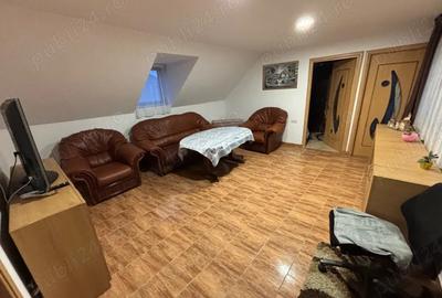 Inchiriez mansarda cu curte Sibiu, str. Ion Creanga - 1