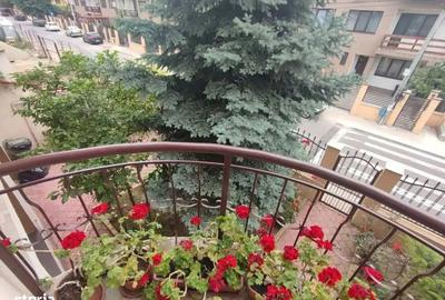 Casă cu 5 camere cu Canalizare în Central - 9