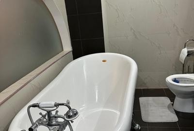 Apartament 2 camere, de inchiriat (Complex Persepolis-Herastrau) 1.350 Euro/luna - 4
