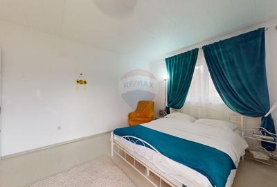 Casă cu 6 camere cu Teren 1075 Mp în Cristian - 7