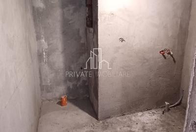 Casă individuală cu 8 camere cu Canalizare în Dâmbu Pietros - 9