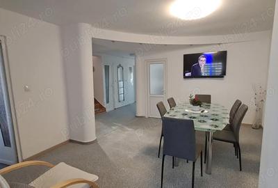 Casă cu Teren 150 Mp în Central - 1