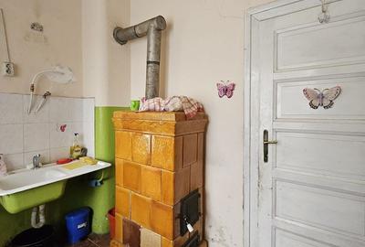Casă cu 4 camere cu Teren 248 Mp în Central - 3