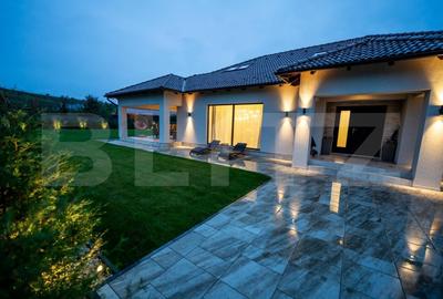 Casa de vanzare, cu 5 camere, 280 mp, zona Nord - 3