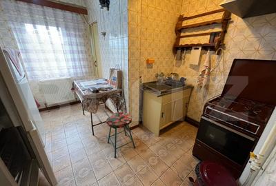 Apartament cu 3 camere decomandat, mobilat în Central - 7