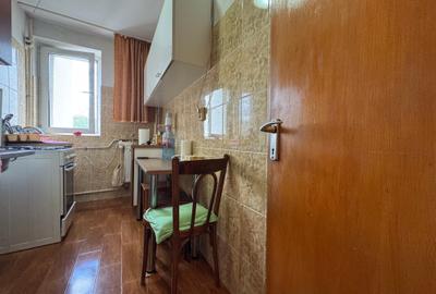 De vanzare - 3 camere 60 mp -  Drumul Taberei - 450m Metrou Romancierilor - 8