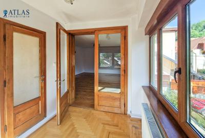 Casă cu 7 camere cu Canalizare în Centrul Istoric - 19