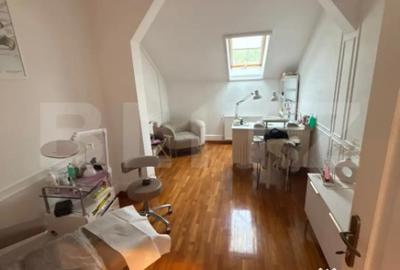 Casă cu 8 camere cu Teren 641 Mp în Girocului - 18