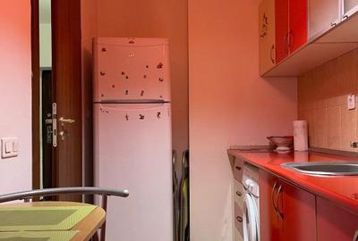 Garsonieră în Titan