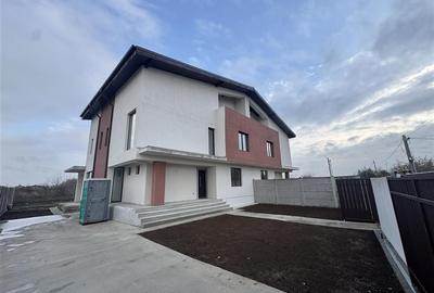 Casă individuală cu 7 camere cu Canalizare în Domnești - 6