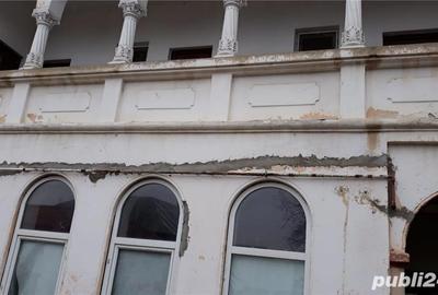 Casă cu 7 camere cu Teren 439 Mp în Pucioasa - 8