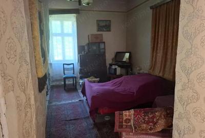 Casă cu 4 camere cu Teren 839 Mp în Nădlac - 1
