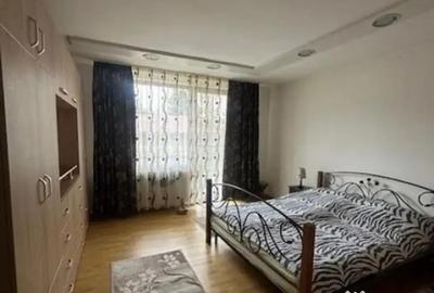Apartament cu 3 camere decomandat în Independenței - 5