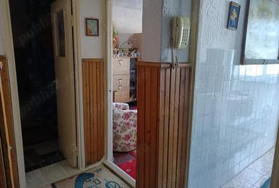 Garsonieră decomandată în Tractorul - 6