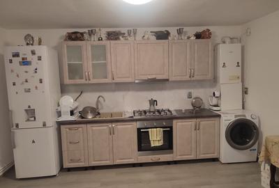 CASA CU 4 CAMERE SUPRAFATA UTILA 170MP SI TEREN 600MP SPRE VANZARE IN AVRIG - 11