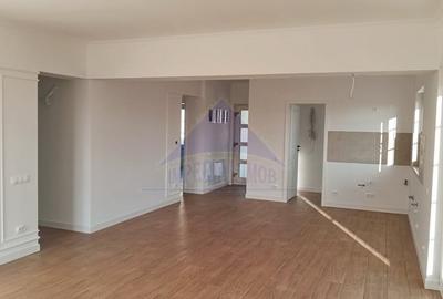 Casă individuală cu 4 camere cu Garaj în Balotești - 2