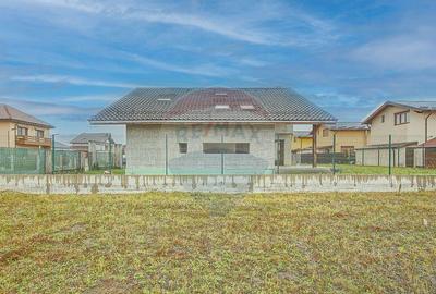 Casa spa?ioasa la gri, 4 camere, 3 bai, teren 500 mp ... - 10