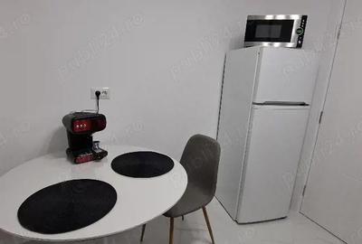 Apartament cu 2 camere semidecomandat în Central - 1