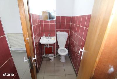 Apartament cu 4 camere în Rișca - 1