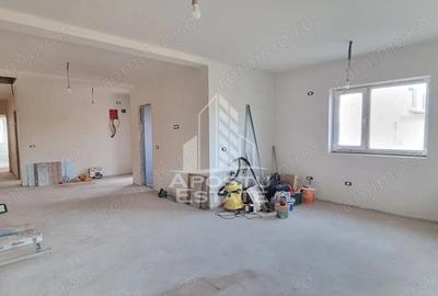 Jumatate de duplex pe parter cu 3 camere si 2 bai, Sag - 4