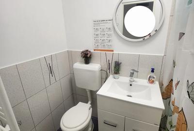 Spațiu comercial, de 73 mp, în Central - 3